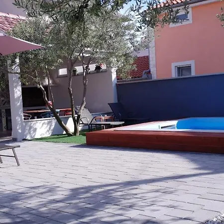 Spant Апартаменты *